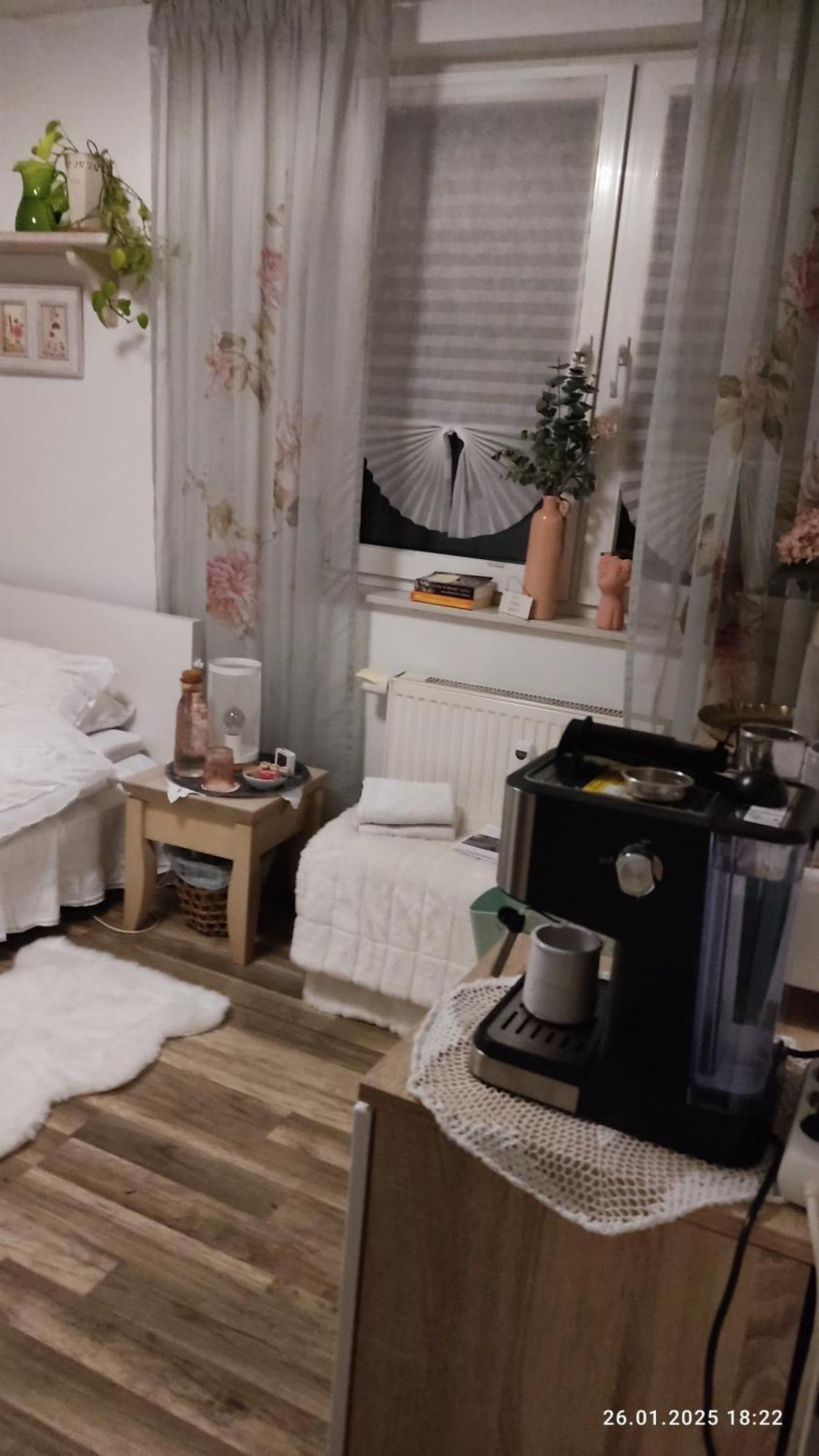 Gemuetliches Einzelzimmer Super Late Check In Moeglich Homestay Brake (Bielefeld)